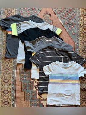 Lot of 6 boys shirts size 4/5
